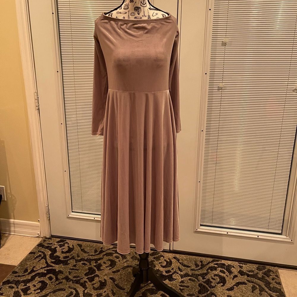 PLUS SIZE: Soprano Velvet Midi length Dress| Taupe sz 1X